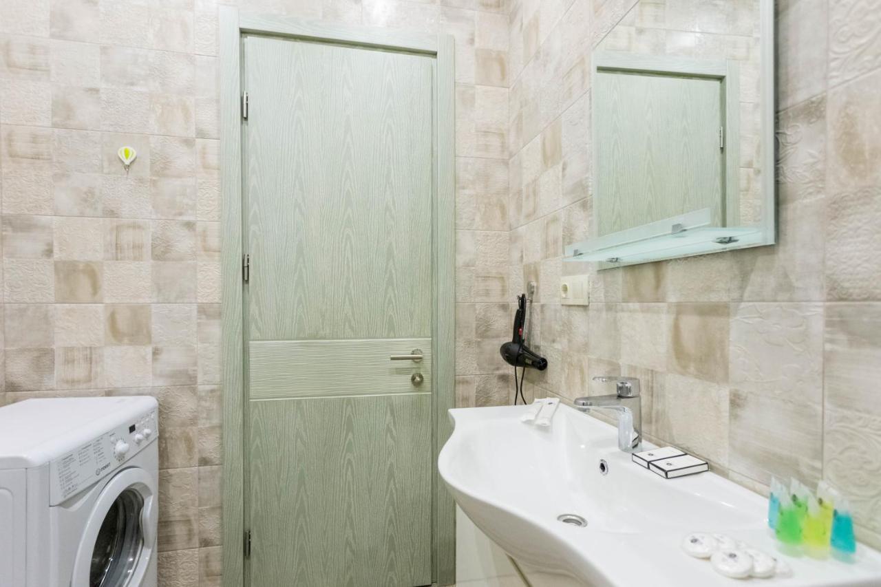 New! - Downtown Apartment Tbilisi Exterior photo